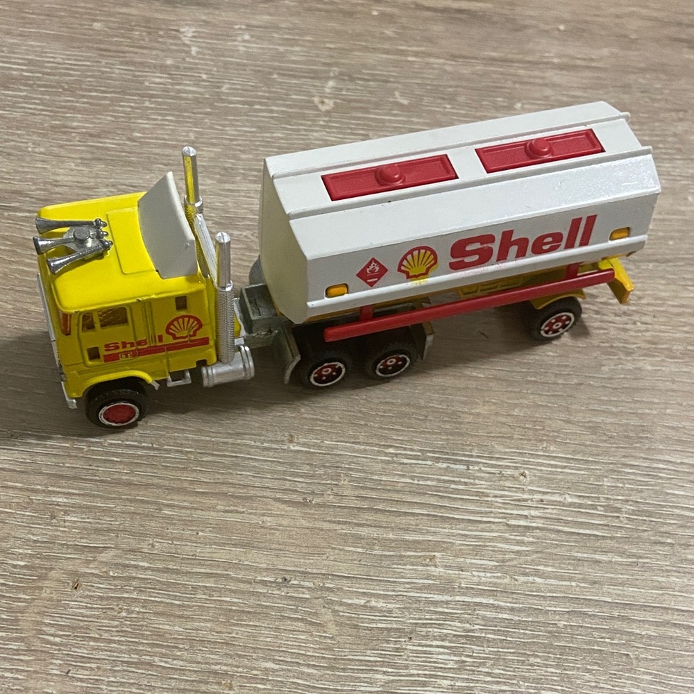 Vintage Majorette Shell Oil Tanker Truck Toy